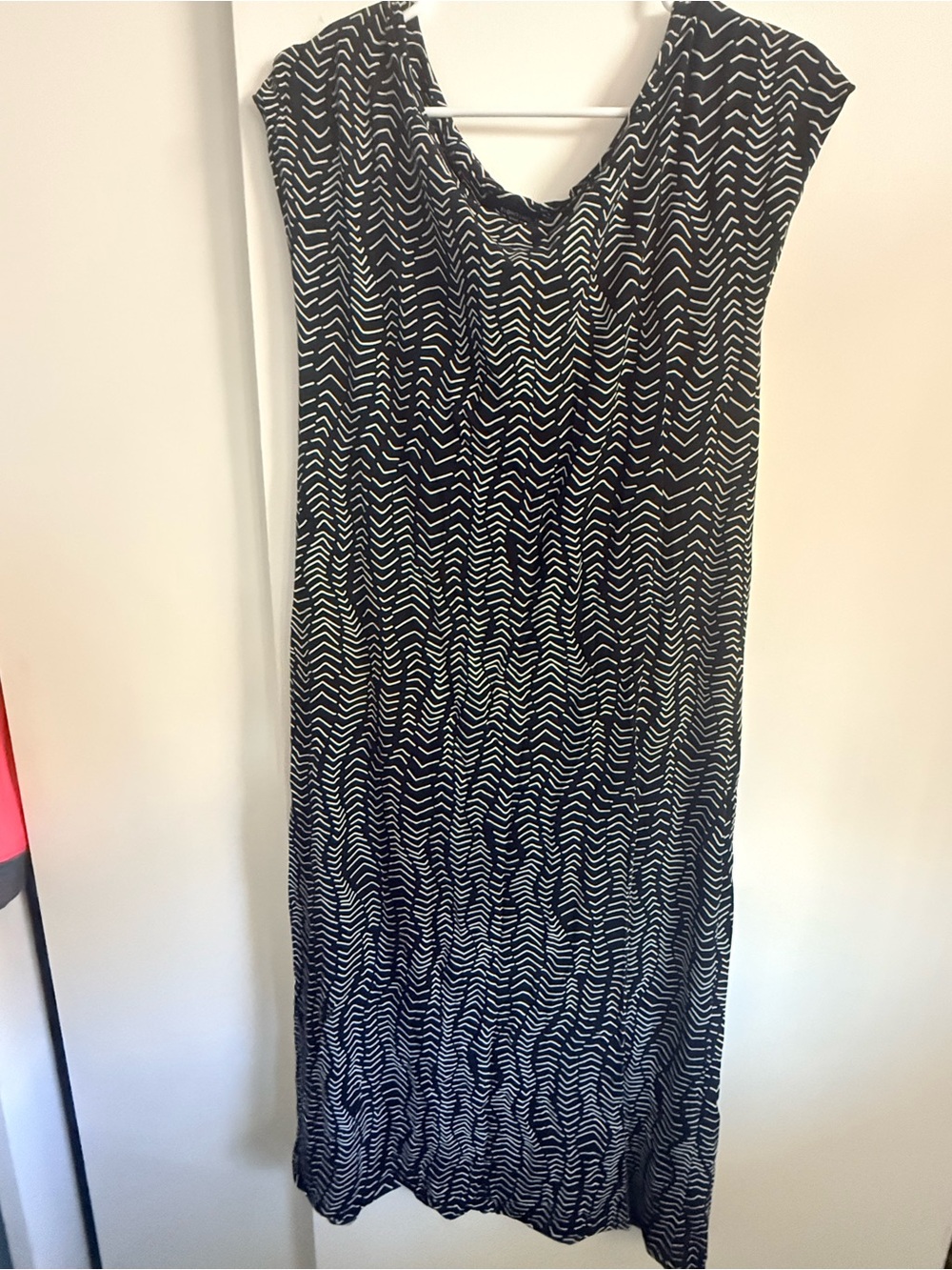 Fighting Eel/ava sky Black and White Zigzag Maxi Dress